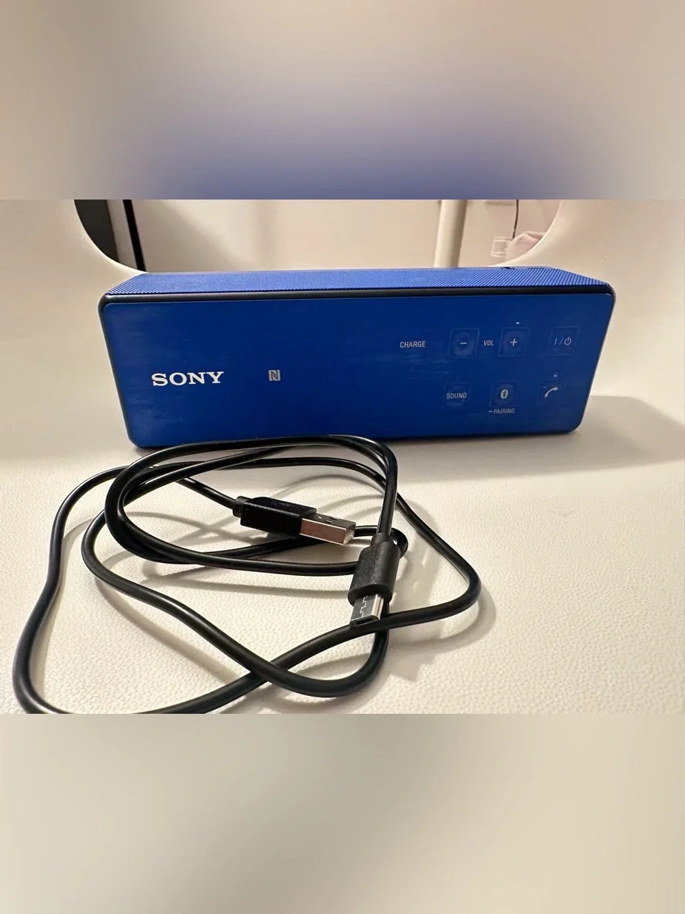 Sony Portable Bluetooth Speaker in Blue with USB Cable
